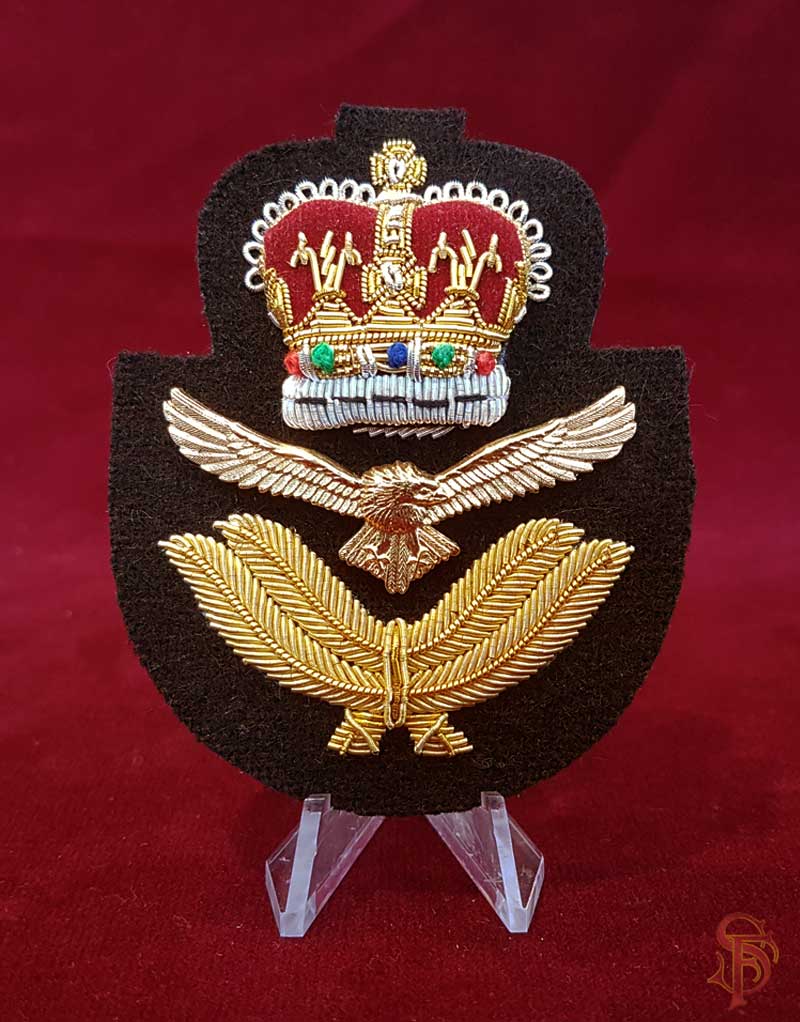 Hand Embroidered Bullion RAAF Air Force Officer's Cap Badge or insignia