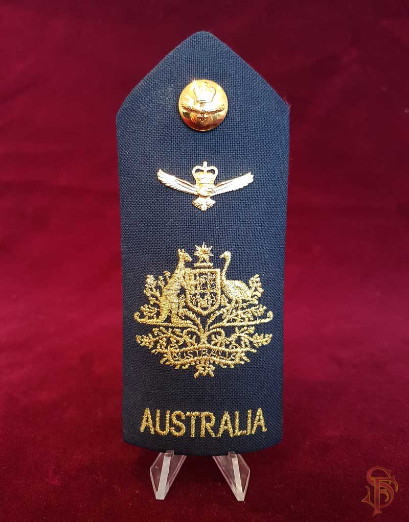 shoulder boards, slip-on insignia and gorgets